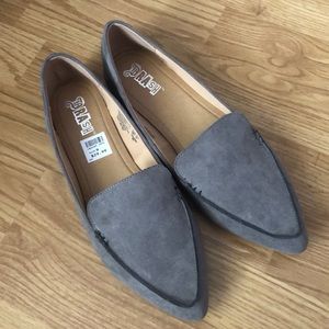 Brash gray suede flats